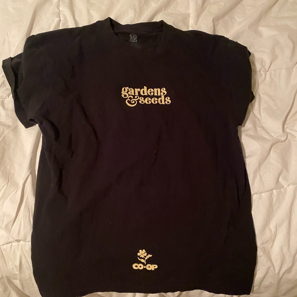 CO OP GARDENS AND SEEDS TEE
